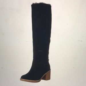 Brand new never worn UGG Boots size 10